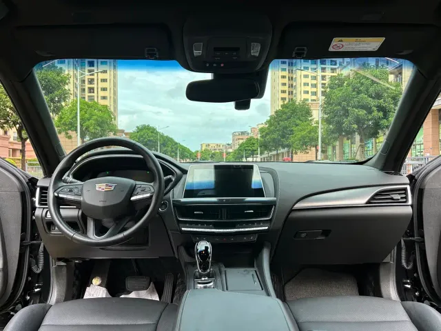 Cadillac CT5 — Фото автомобиля 22