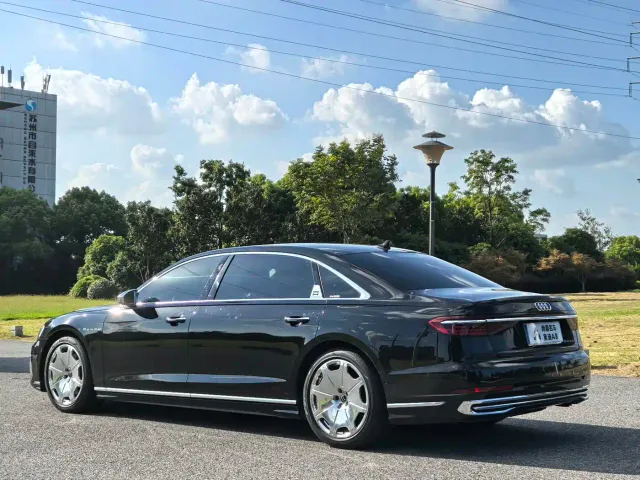 Audi A8 — Фото автомобиля 20