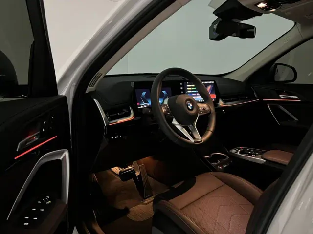 BMW X1 — Фото автомобиля 14