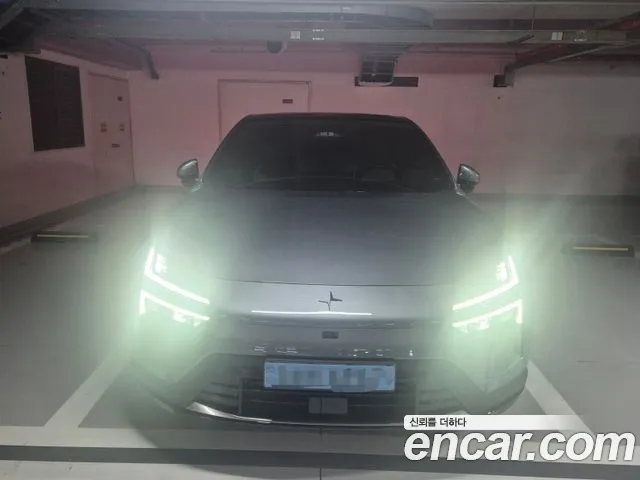 Фотография автомобиля — Polestar 4