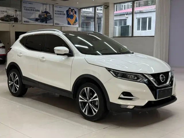 Nissan Qashqai — Фото автомобиля 3