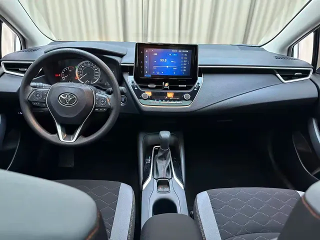 Toyota Corolla — Фото автомобиля 12
