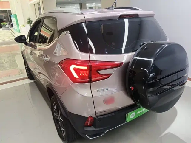 BYD Yuan Pro — Фото автомобиля 4