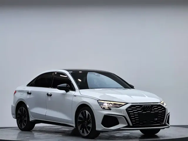 Audi A3 — Фото автомобиля 4