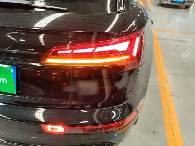 Audi Q5L — Фото автомобиля 7