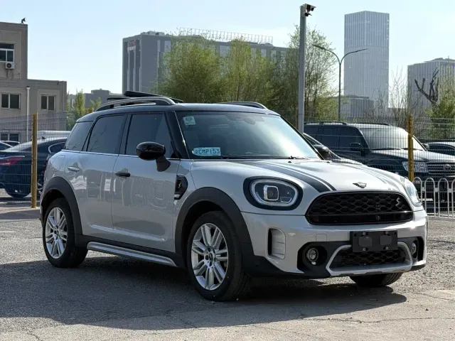 MINI Countryman — Фото автомобиля 3