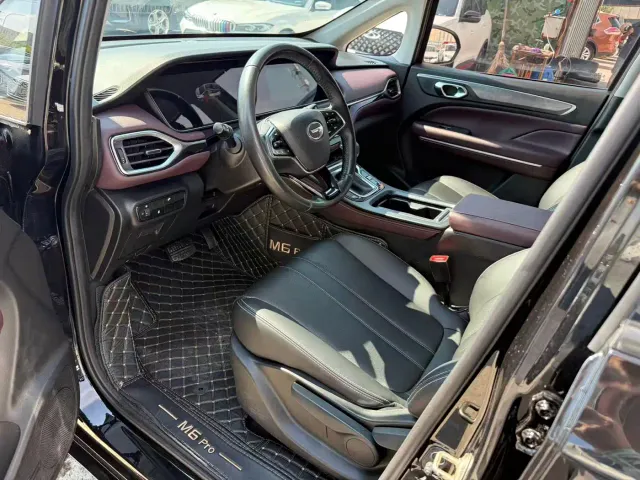 GAC Trumpchi M6 — Фото автомобиля 4