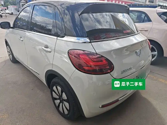 Wuling Bingo — Фото автомобиля 4