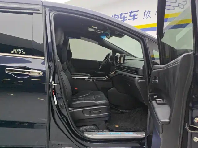 Honda Odyssey — Фото автомобиля 8