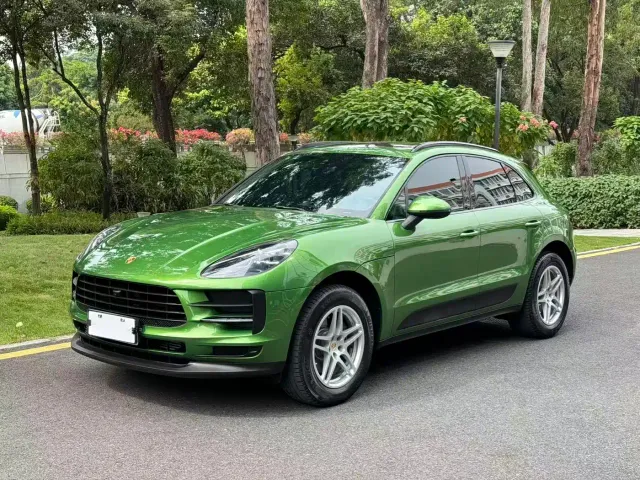 Porsche Macan 2021 Macan 2.0T — Фото автомобиля 2