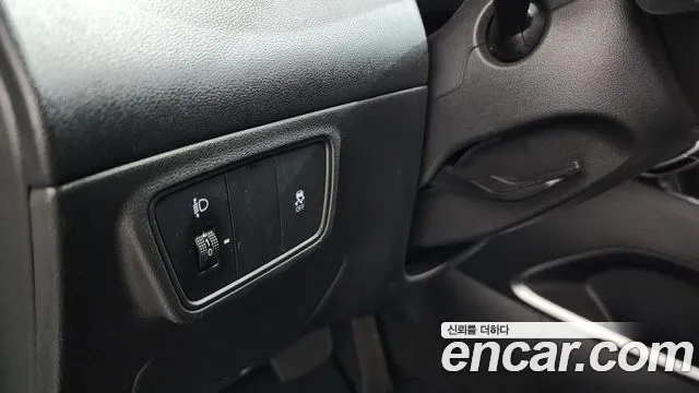 Hyundai Tucson Tucson (NX4) Бензин 1.6 турбо 2WD — Фото автомобиля 17