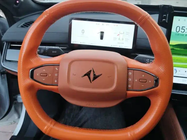Dongfeng eπ 007 — Фото автомобиля 15