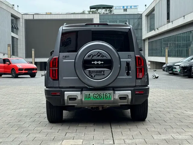 BYD FangChengBao Leopard 5 — Фото автомобиля 6