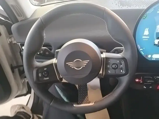 MINI Cooper — Фото автомобиля 10