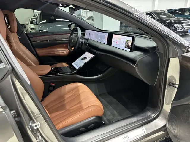 IM Motors L7 — Фото автомобиля 5
