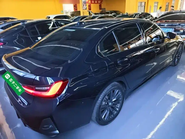 BMW 3 Series — Фото автомобиля 6