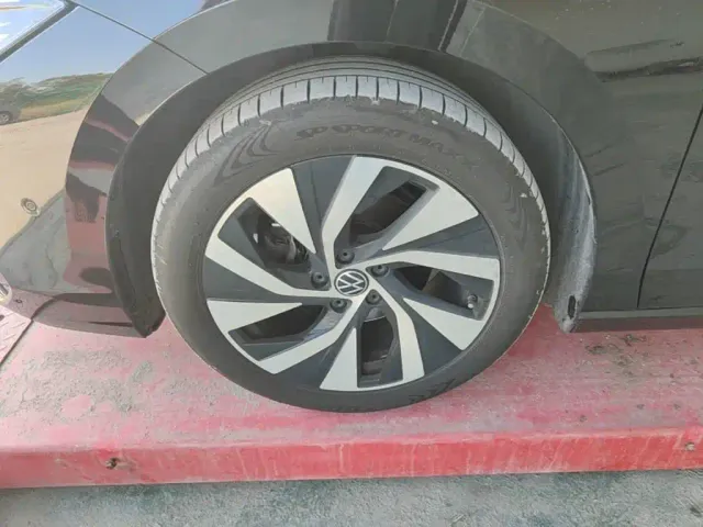 Volkswagen Passat — Фото автомобиля 22