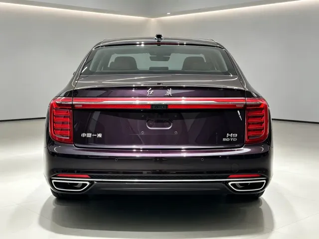 Hongqi H9 — Фото автомобиля 5