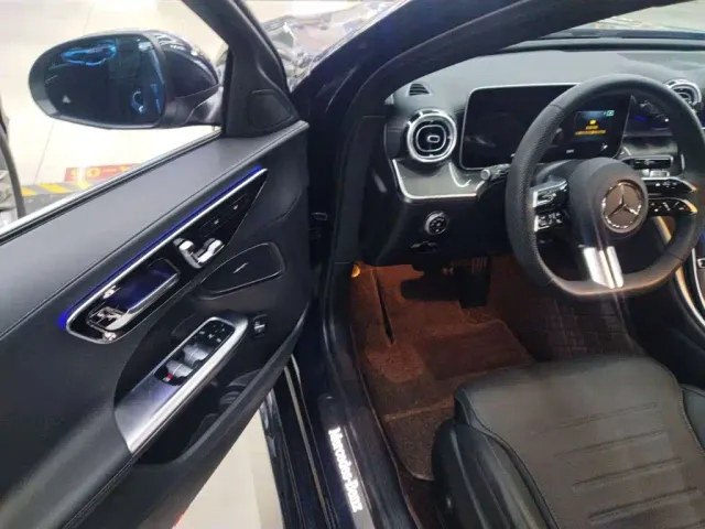 Mercedes-Benz C-Class — Фото автомобиля 15