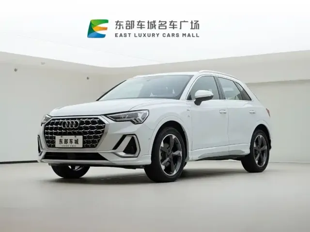 Фотография автомобиля — Audi Q3