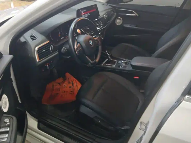 BMW 1 Series — Фото автомобиля 9