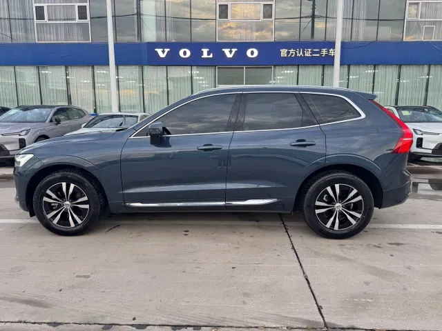 Volvo XC60 — Фото автомобиля 7