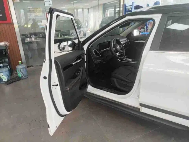 Kia Seltos — Фото автомобиля 9