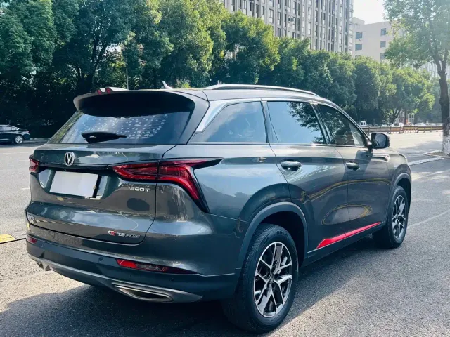 Changan CS75 Plus — Фото автомобиля 9