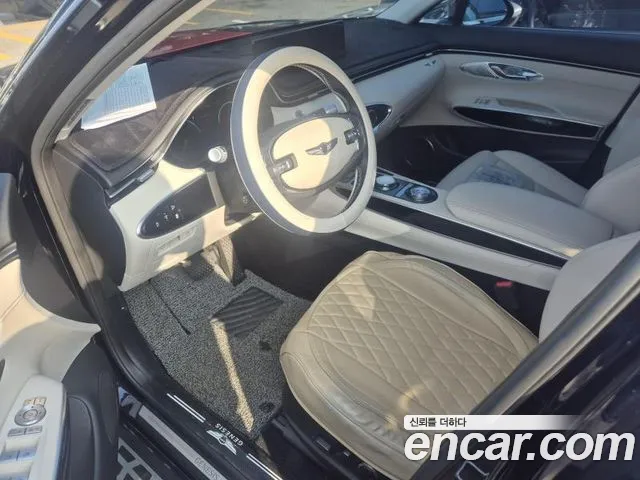 Genesis GV70 — Фото автомобиля 4