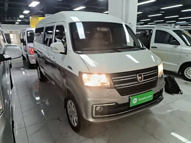 Jinbei New Hiace X30L — Фото автомобиля 3