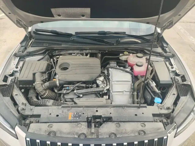 Roewe M7 DMH — Фото автомобиля 19