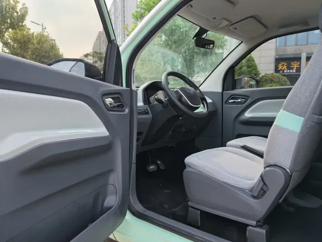 Wuling Hongguang Mini EV — Фото автомобиля 10