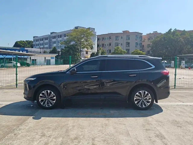 Buick Envision Plus — Фото автомобиля 4