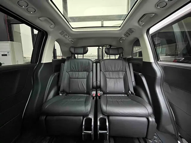 Honda Odyssey — Фото автомобиля 19