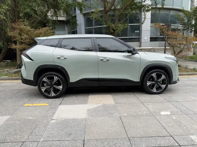 Geely Boyue L — Фото автомобиля 13