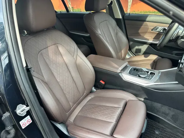 BMW 3 Series — Фото автомобиля 9