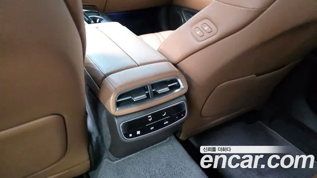 Genesis G80 RG3 — Фото автомобиля 30