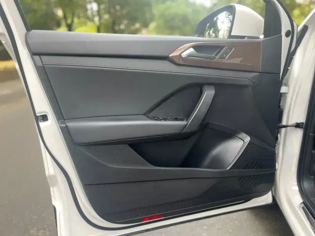 Volkswagen Tharu — Фото автомобиля 11