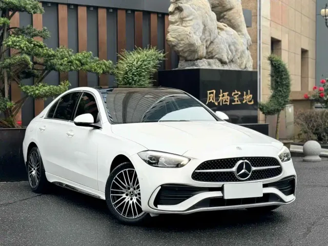 Mercedes-Benz C-Class — Фото автомобиля 2