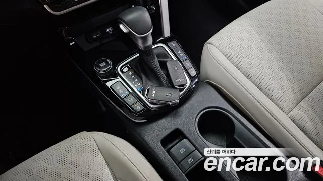 Kia Seltos Seltos Бензин 1.6 Turbo 4WD — Фото автомобиля 9
