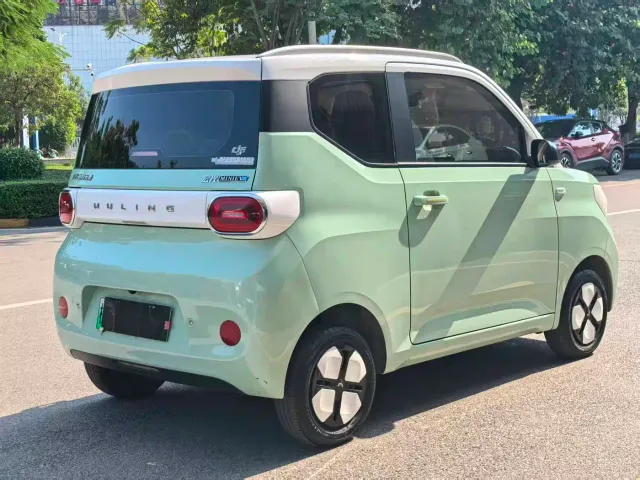 Wuling Hongguang Mini EV — Фото автомобиля 4