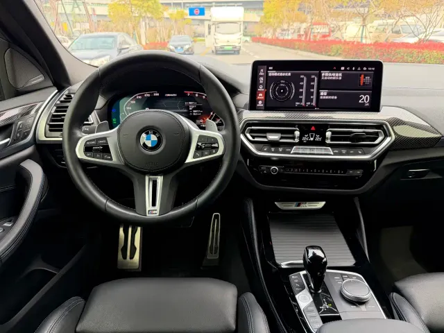 BMW X4 M40i — Фото автомобиля 8