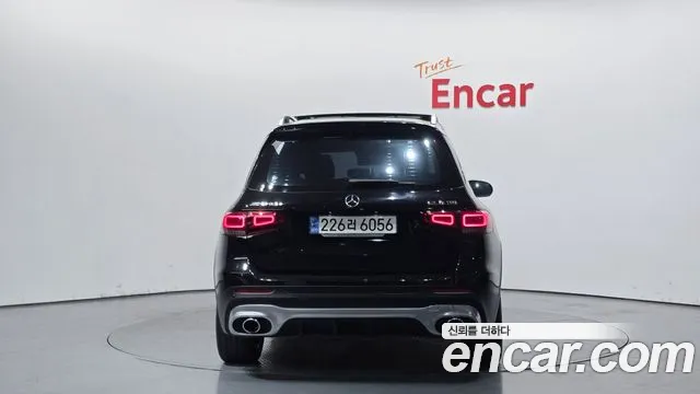 Mercedes-Benz GLB-Class — Фото автомобиля 4