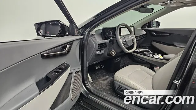 Kia EV6 — Фото автомобиля 15