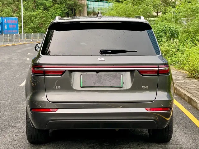 Li Auto ONE — Фото автомобиля 6