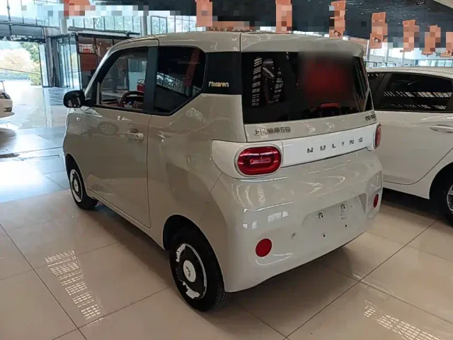 Wuling Hongguang Mini EV — Фото автомобиля 4