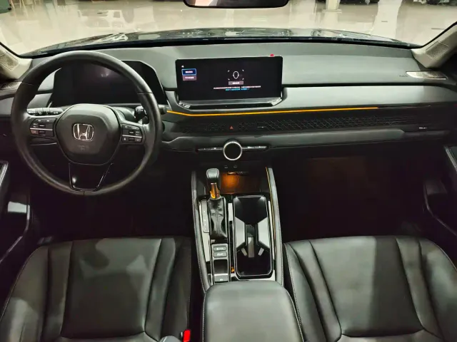 Honda Accord — Фото автомобиля 8