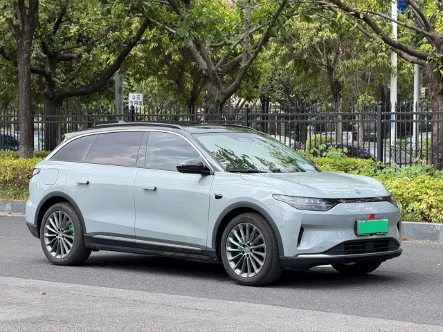 Leapmotor C11 — Фото автомобиля 18