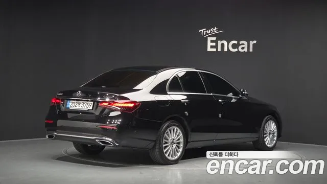 Mercedes-Benz E-Class W213 — Фото автомобиля 2