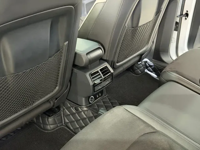 Audi Q3 — Фото автомобиля 16